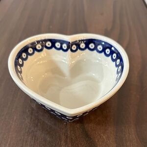 VTG Heart-Shaped Blue and White Ceramic Bowl